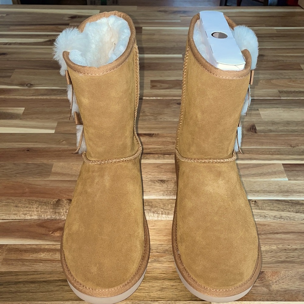 Kookaburra by UGG w Victoria short